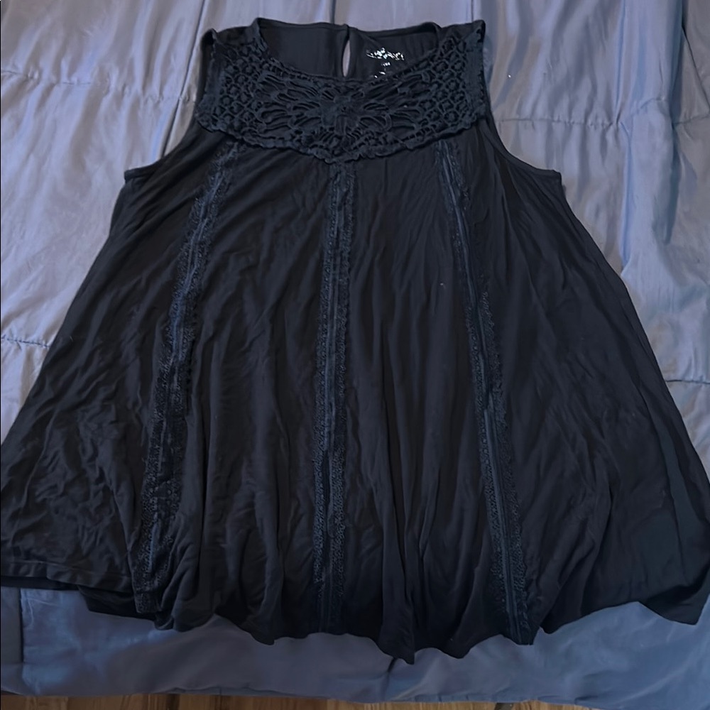 Torrid Super Soft Plus Size 1X Black Sleeveless Tank Top Crochet Chest Keyhole